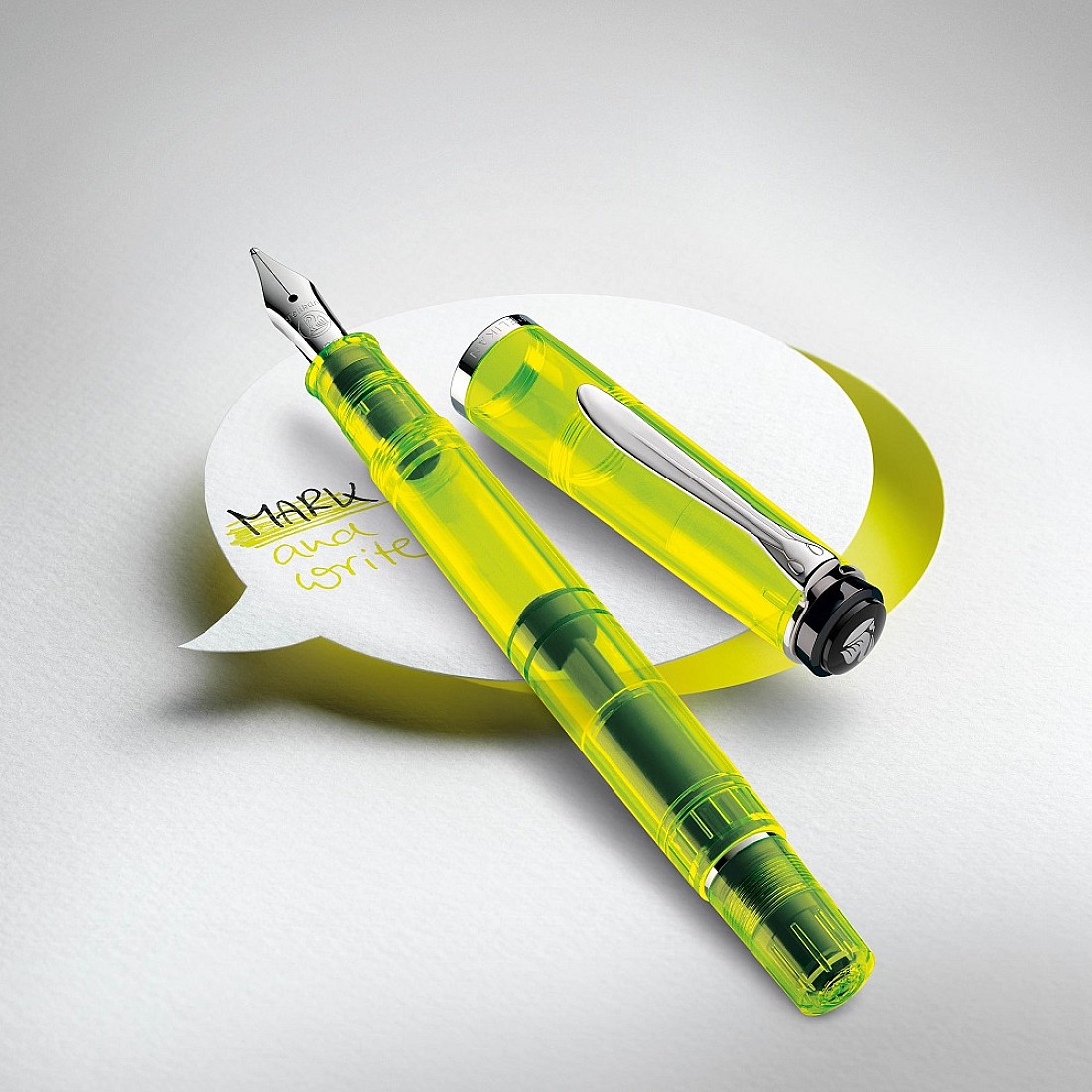 Ziekte jungle Haarzelf Pelikan Souverän Classic M205 Duo Highlighter Neon Yellow Fountain pen -  Vulpen / Fountain pen | Appelboom.com